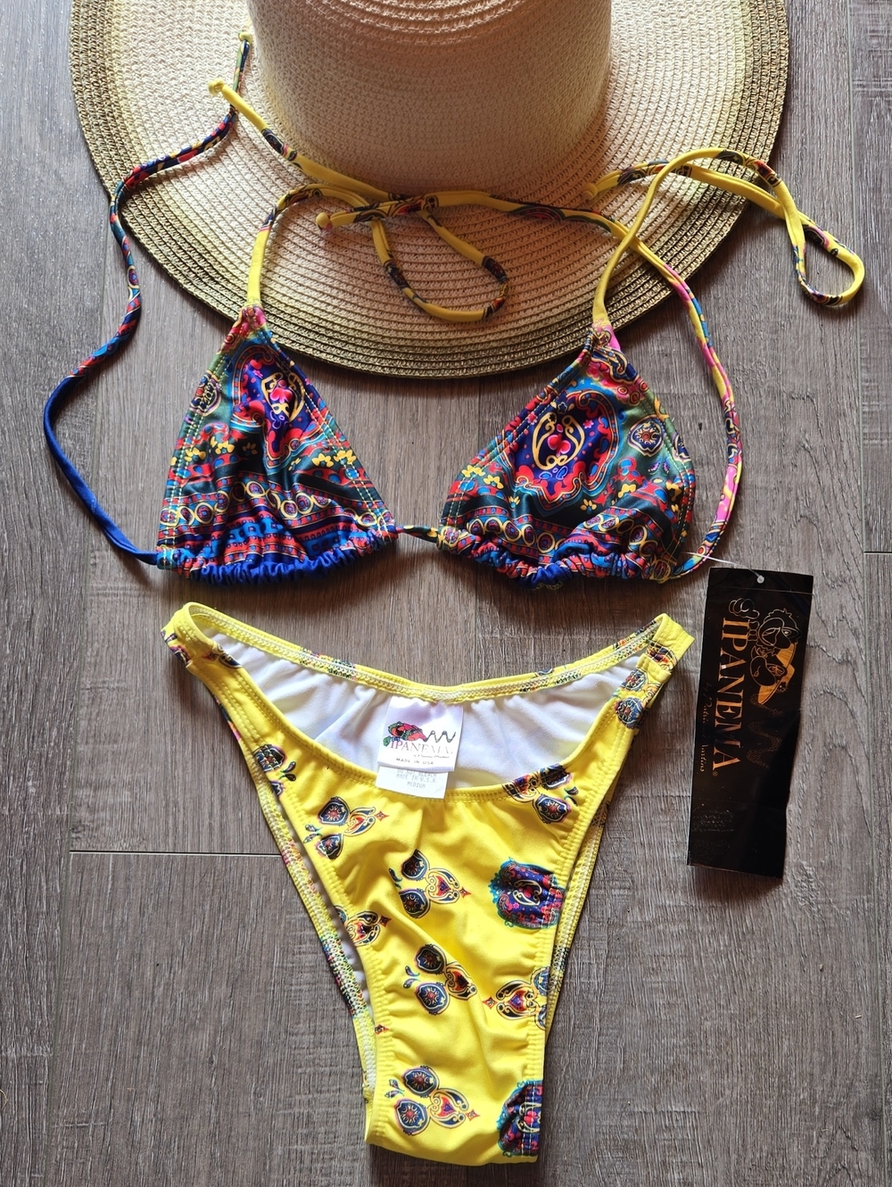NWT Ipanema Yellow Paisley Triangle Bikini with Multicolor Print. Medium